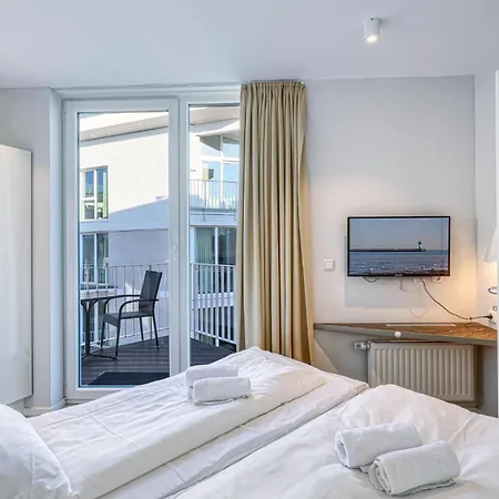 Duenenvilla 14, Whg 1 *